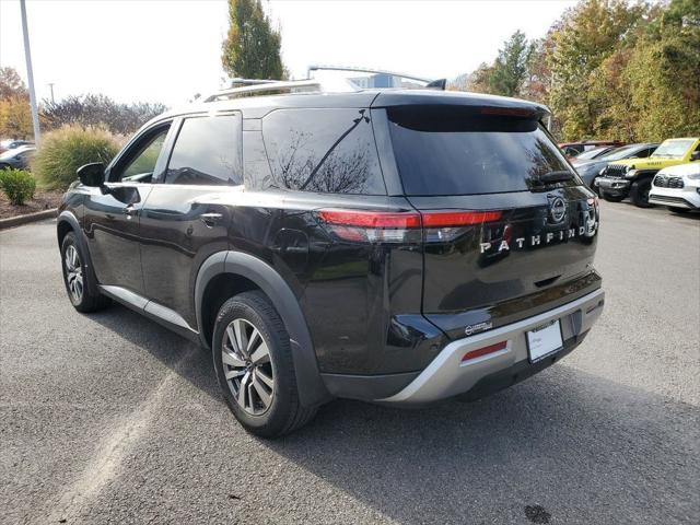 2023 Nissan Pathfinder SL FWD