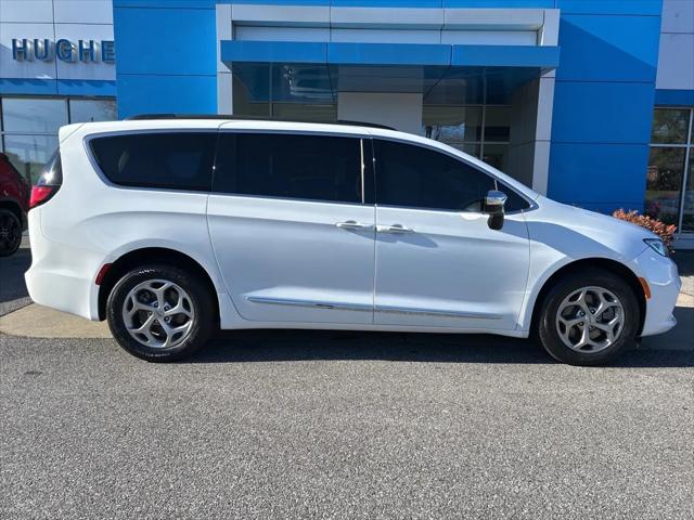 2023 Chrysler Pacifica Limited AWD