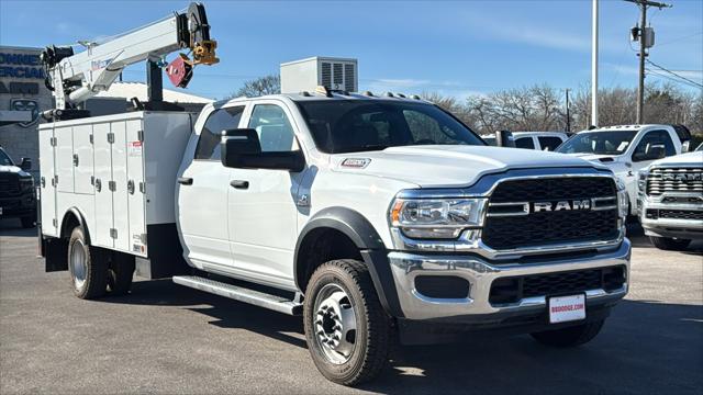 2024 RAM Ram 5500 Chassis Cab RAM 5500 TRADESMAN CHASSIS CREW CAB 4X4 84 CA 2024 RAM Ram 5500 Chassis Cab RAM 5500 TRADESMAN CHASSIS CREW CAB 4X4 84 CA