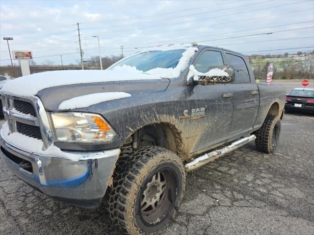 2017 RAM 2500 Tradesman Crew Cab 4x4 64 Box 2017 RAM 2500 Tradesman Crew Cab 4x4 64 Box