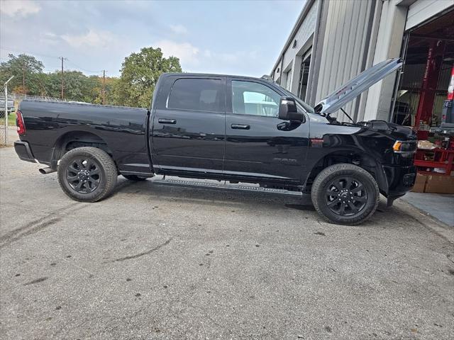 2023 RAM 2500 Laramie Crew Cab 4x4 64 Box