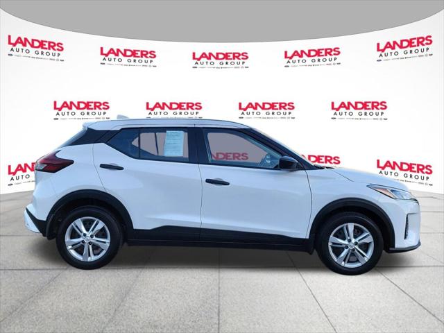 2025 Nissan Kicks Play S