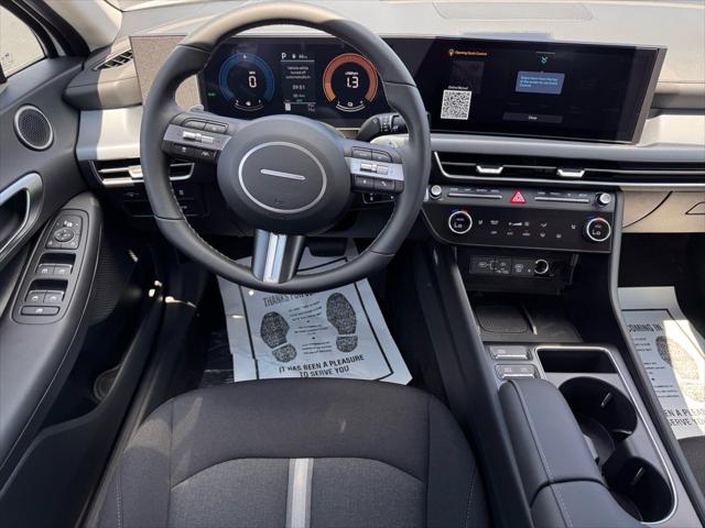 2025 Hyundai Sonata Hybrid SEL