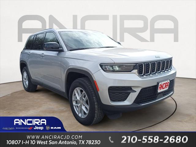2025 Jeep Grand Cherokee GRAND CHEROKEE LAREDO X 4X2