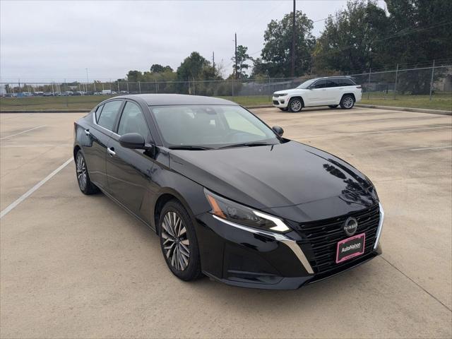 2024 Nissan Altima SV FWD