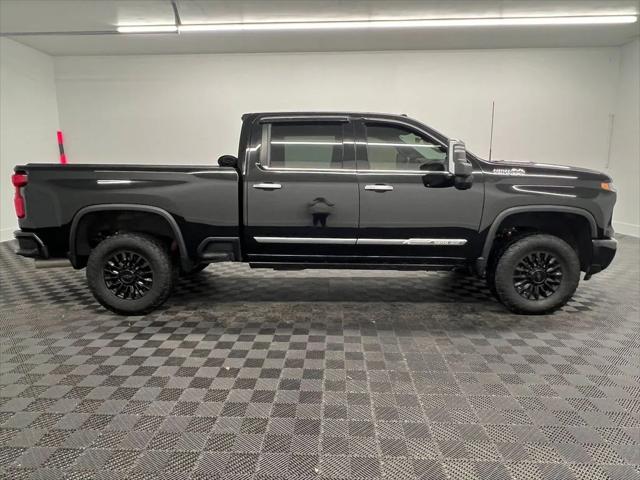 2024 Chevrolet Silverado 3500HD 4WD Crew Cab Standard Bed High Country
