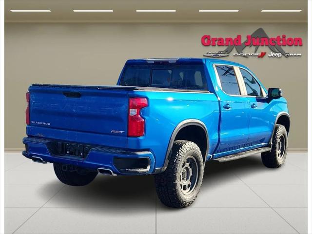 2022 Chevrolet Silverado 1500 4WD Crew Cab Short Bed RST 2022 Chevrolet Silverado 1500 4WD Crew Cab Short Bed RST