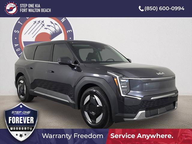 2026 Kia EV9 Light Long Range