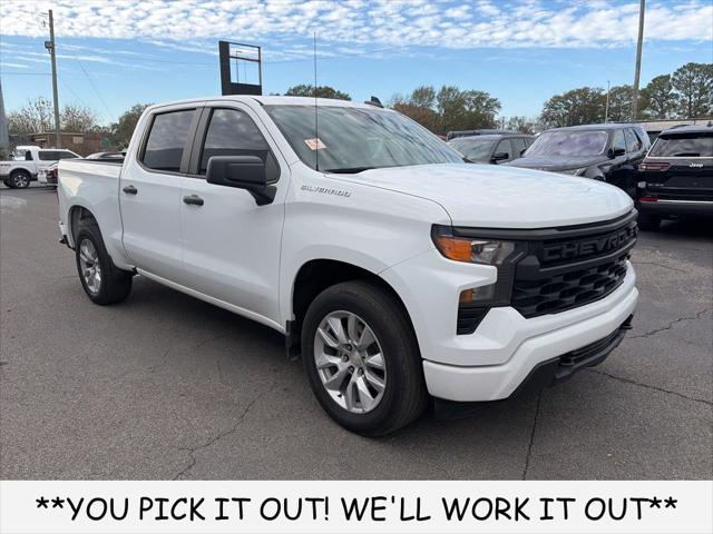 2023 Chevrolet Silverado 1500 2WD Crew Cab Short Bed Custom 2023 Chevrolet Silverado 1500 2WD Crew Cab Short Bed Custom