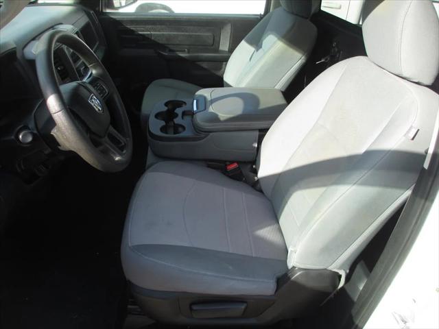 2017 RAM 1500 Tradesman Regular Cab 4x2 64 Box 2017 RAM 1500 Tradesman Regular Cab 4x2 64 Box