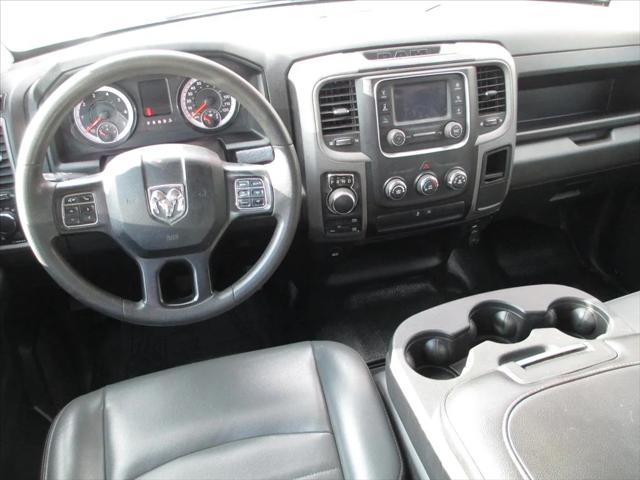 2022 RAM 1500 Classic Tradesman Crew Cab 4x4 64 Box 2022 RAM 1500 Classic Tradesman Crew Cab 4x4 64 Box