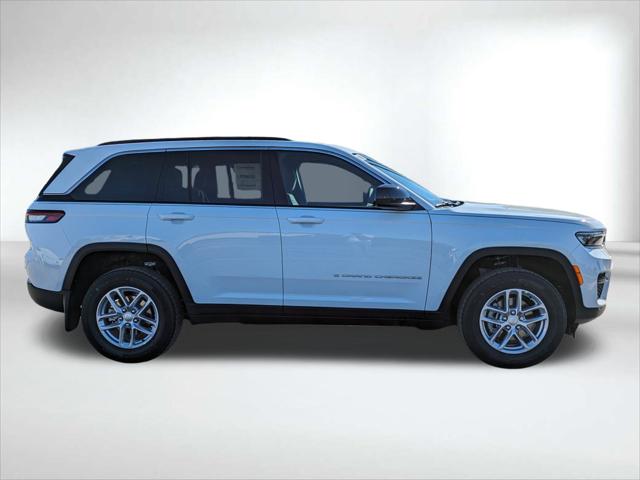 2025 Jeep Grand Cherokee Laredo X 4x2