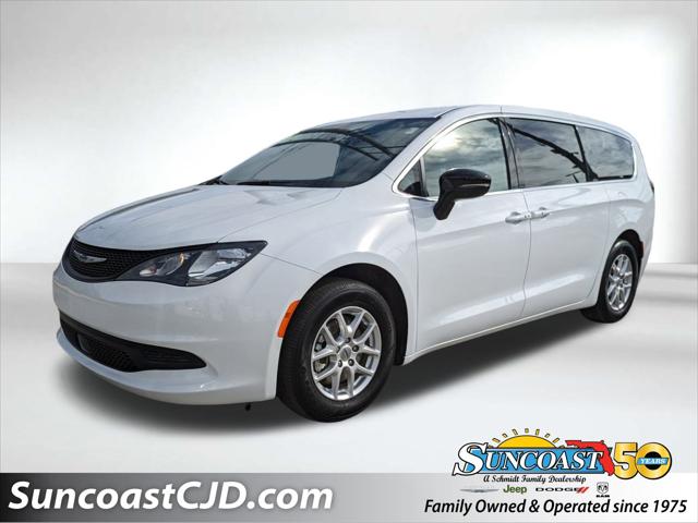 2025 Chrysler Voyager LX