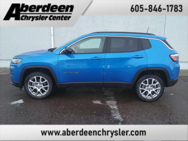 2022 Jeep Compass Latitude Lux 4x4