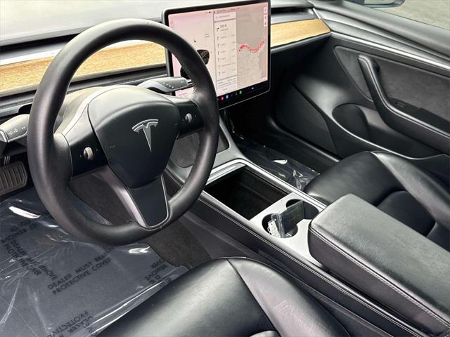 2021 Tesla Model 3 Standard Range Plus Rear-Wheel Drive