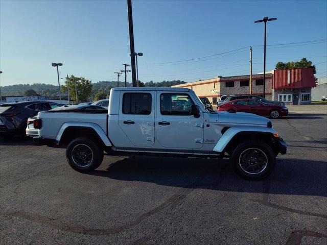 2023 Jeep Gladiator Overland 4x4