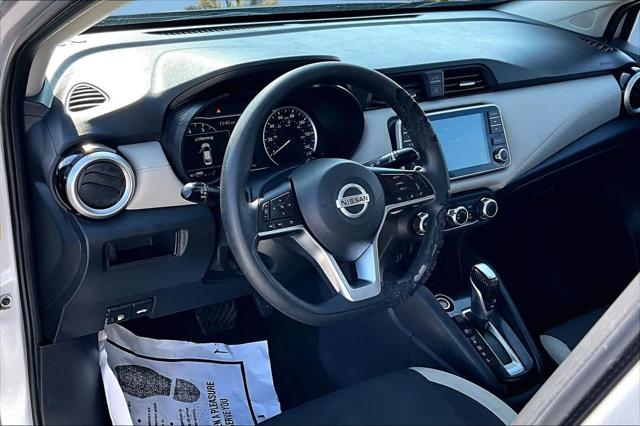 2020 Nissan Versa SV Xtronic CVT