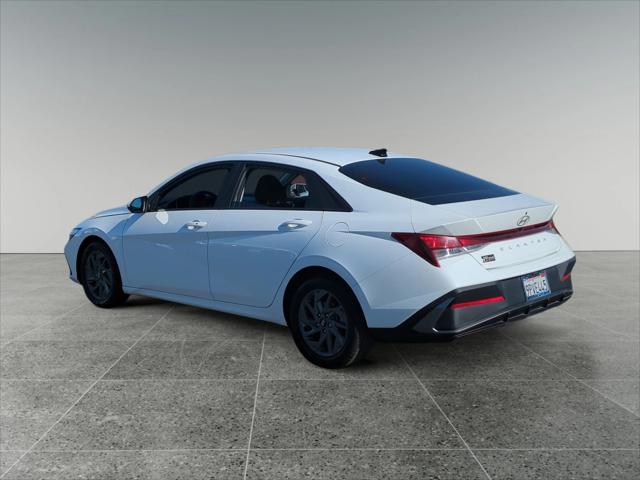 2024 Hyundai Elantra SEL 2024 Hyundai Elantra SEL