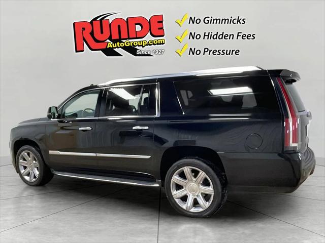 2017 Cadillac Escalade ESV Luxury