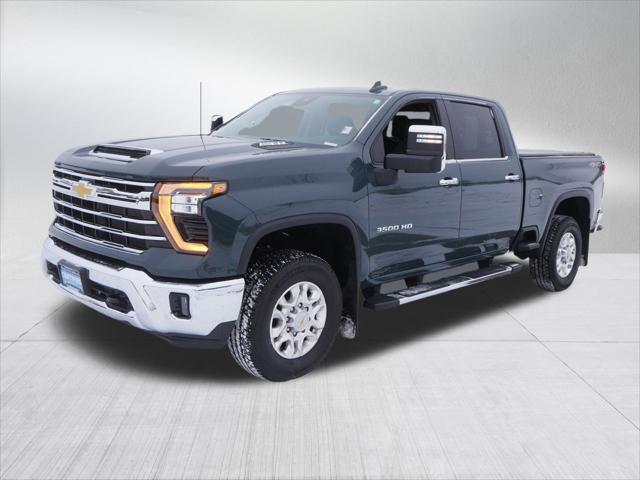 2025 Chevrolet Silverado 3500HD 4WD Crew Cab Standard Bed LTZ