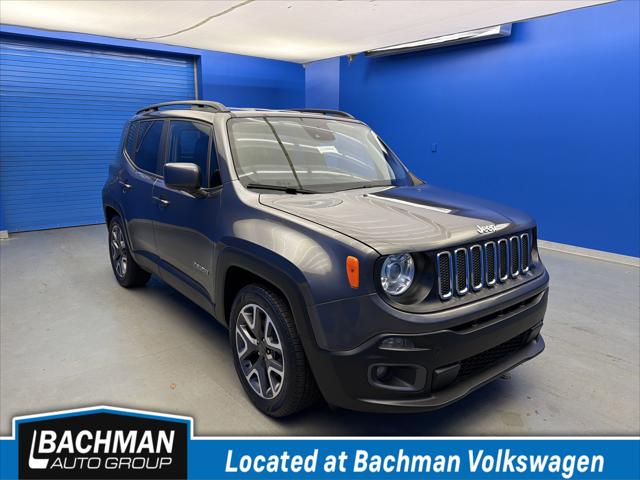 2018 Jeep Renegade Latitude FWD 2018 Jeep Renegade Latitude FWD