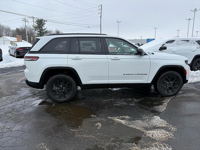 2024 Jeep Grand Cherokee Altitude 4x2 2024 Jeep Grand Cherokee Altitude 4x2