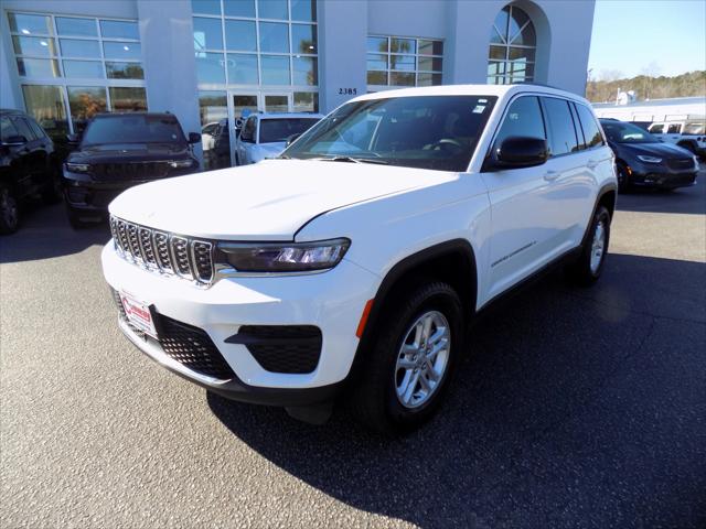 2024 Jeep Grand Cherokee Laredo 4x2 2024 Jeep Grand Cherokee Laredo 4x2