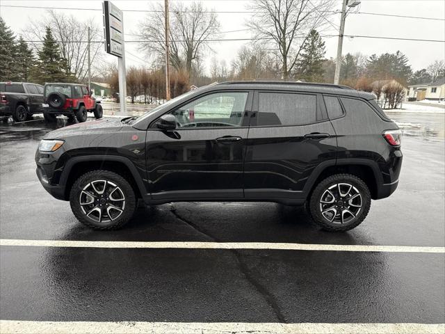 2025 Jeep Compass Trailhawk 4x4