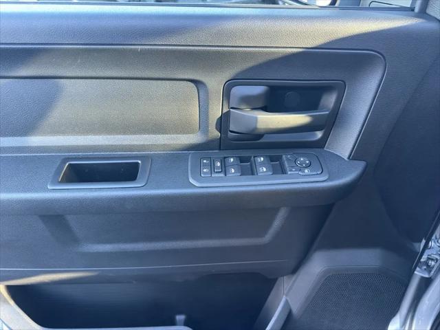2026 Ram 3500 Tradesman Crew Cab 4x4 8' Box