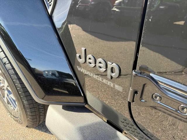 2026 Jeep Wrangler 4-Door Sahara 4x4