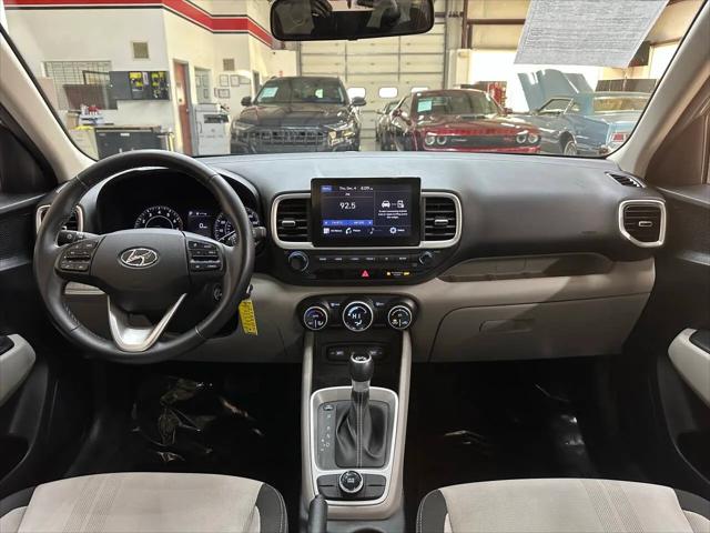 2022 Hyundai Venue SEL