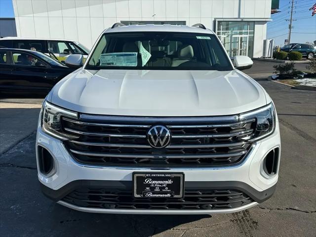 2026 Volkswagen Atlas SE with Technology