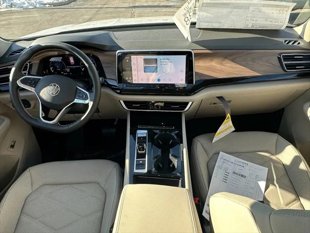 2026 Volkswagen Atlas SE with Technology