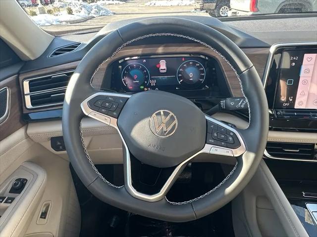 2026 Volkswagen Atlas SE with Technology