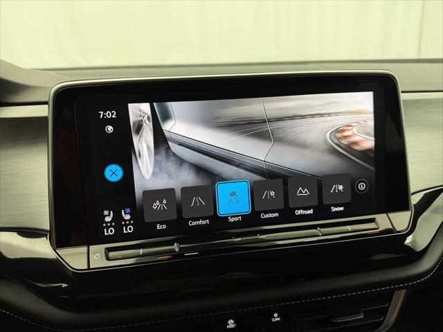 2025 Volkswagen Atlas Cross Sport 2.0T SE w/Technology