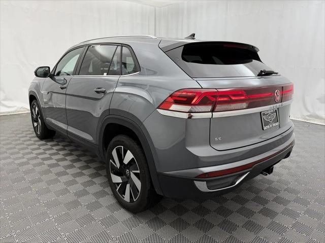 2025 Volkswagen Atlas Cross Sport 2.0T SE w/Technology