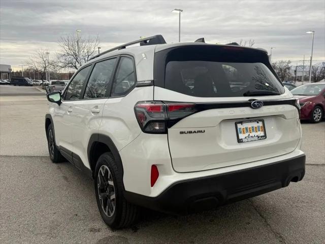 2025 Subaru Forester Base