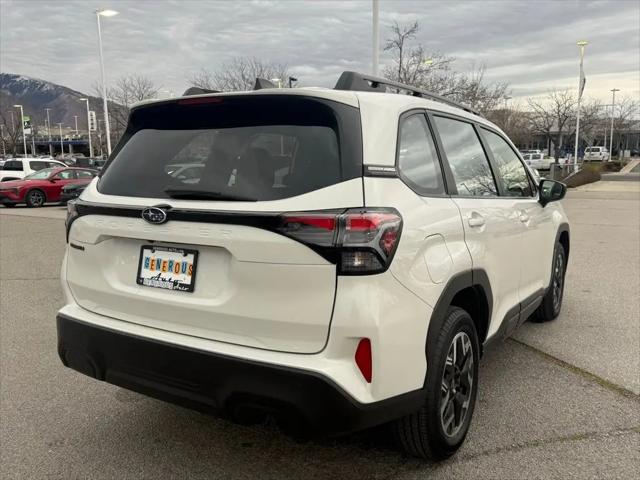 2025 Subaru Forester Base