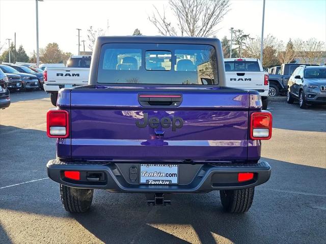 2026 Jeep Gladiator Sport