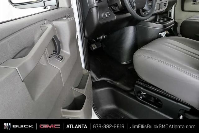2025 GMC Savana Cargo RWD 2500 Regular Wheelbase Work Van