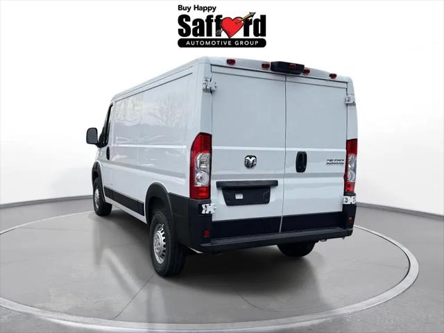2026 Ram ProMaster Cargo Van Tradesman Low Roof 136" WB w/Pass Seat