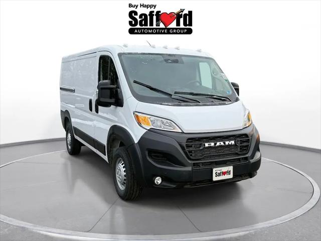 2026 Ram ProMaster Cargo Van Tradesman Low Roof 136" WB w/Pass Seat