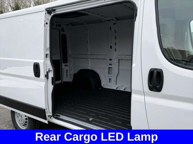 2026 Ram ProMaster Cargo Van Tradesman Low Roof 136" WB w/Pass Seat