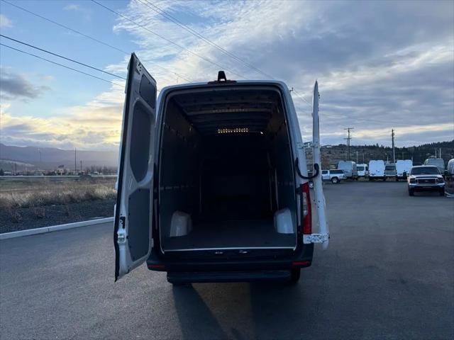2026 Mercedes-Benz Sprinter 2500 High Roof 4-Cyl Diesel HO