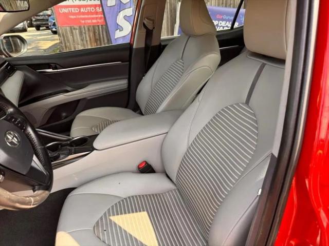 2022 Toyota Camry SE