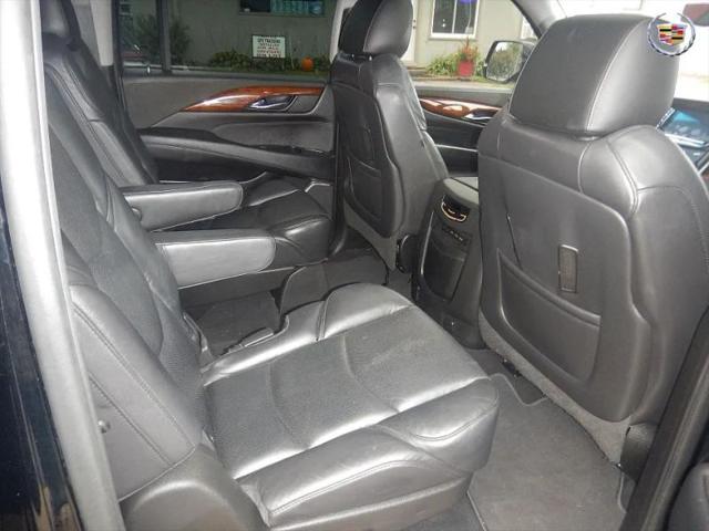 2019 Cadillac Escalade ESV Luxury