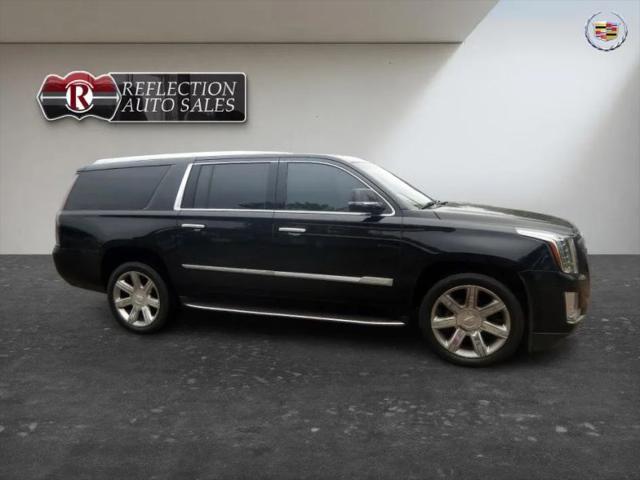 2019 Cadillac Escalade ESV Luxury for sale in Saint Paul, MN