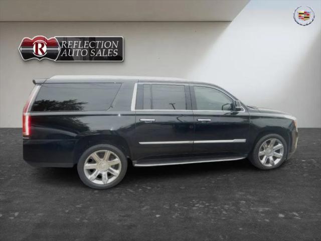 2019 Cadillac Escalade ESV Luxury