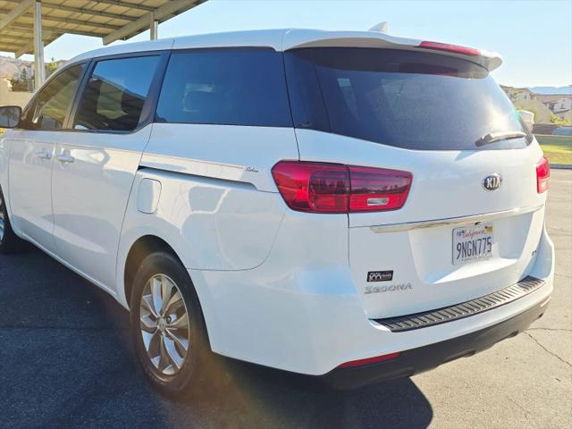2020 Kia Sedona LX