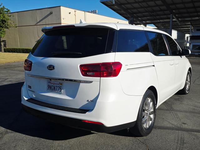 2020 Kia Sedona LX